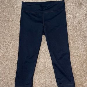 Under Armour cropped leggings